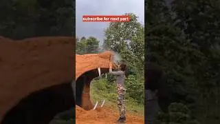 Girl Builds Bear Shape Jungle Shelter 🐻 | Survival in Heavy Rain | Primitive Skills