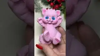 Pink Kitty Kitty 😻 #soap #soapmaking #shorts