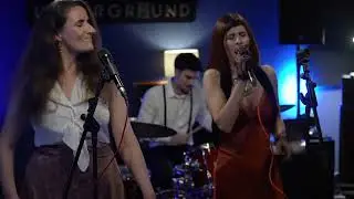 Sonia Nawri--Summer Vibes  (directo desde la sala Underground)