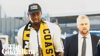 Usain Bolt lands in Australia before joining up with Mariners
