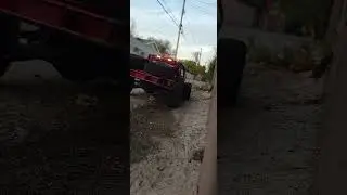 traxxas UDR Ess+dual engine sound turbo (1)