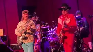 The Large Flowerheads (Get Back) - Molten Lounge - December 31, 2025