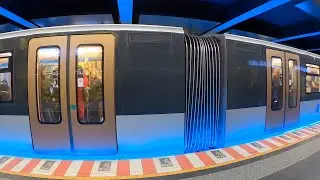 Metros at De Brouck&egrave;re, Brussels during a strike