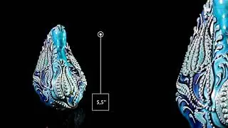 A 6&rdquo; 3D Swan in Firuz Style, Single color with embossed 3D painting patterns. www.EliPOT.com