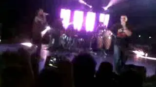 &iexcl;MAYDAY! Hardcore bitches live