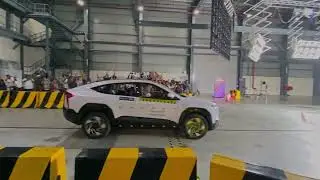 Mahindra XEV 9e Live Crash Test