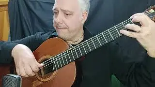 Francesco Buzzurro plays his original arrangement of 