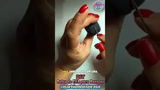 👉 Ela usou s&oacute; 2 tampinhas e criou uma bolsa PERFEITA para Barbie 😱💖 | DIY f&aacute;cil