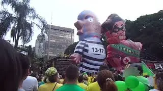 Manifesta&ccedil;&atilde;o Fora Dilma e PT.