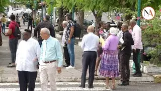 Le Pr&eacute;sident Guy LOSBAR en visite &agrave; Basse-Terre.
