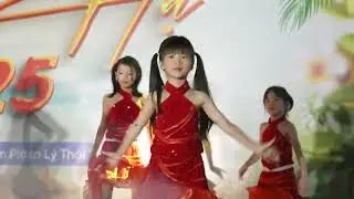 mix Mùa hè tuyệt vời + Xoay hè khác lạ. XAVIA DANCE KIDS  Bắc Ninh