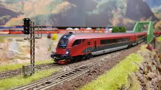 Modellbahn H0 - ÖBB Railjet Doppeltraktion (2 Wendezüge als Tandemgespann)