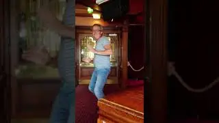 Matts Lindblom trubaduren Viking Line sj&ouml;ng: John Fogerty:Rockin all over the world