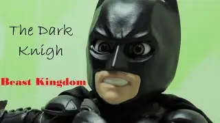 DC comics - Batman The Dark Knight - UNBOXING - Beast Kingdom