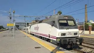 Renfe Intercity Barcelona - Cartagena estaci&oacute;n Benicarl&oacute; - Pe&ntilde;&iacute;scola - Locomotora serie 252-072-4