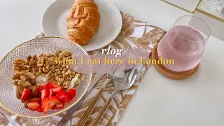 WHAT I EAT IN A DAY: korean homemade meals, croissant sandwich and healthy yogurt breakfast 🥐🤍🍓