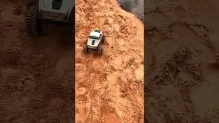 trail in to coral pink snd dunes axial coyote scx10 #axial #rc #offroad
