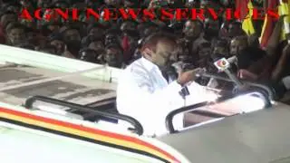 TRICHY ... DMDK LEADER TRIES TO IMITATE AIADMK SUPREMO J.JAYALALITHA