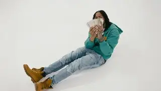 V MONEY - &ldquo; See Me Calling &rdquo;(OFFICIAL MUSIC VIDEO)