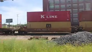 CN 3908 {ES44AC} & CN 8847 {SD70M-2} Leading A Westbound Intermodal Container Battle Creek Michigan