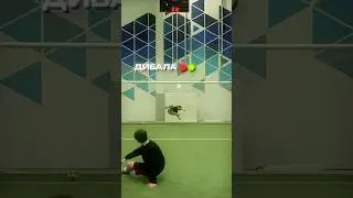 Пенальти мячом Халка