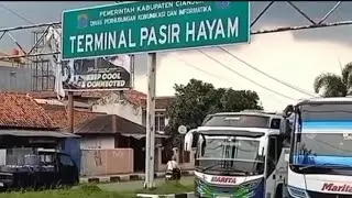 Suasana terminal pasir Hayam ci anjur Jawa barat