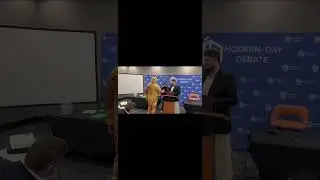 Дэвид Вуд неожиданно появился на конференции Debate Con и попытался привлечь внимание мусульман, ...