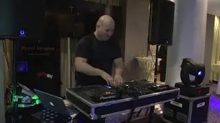 DJ NUNTA - SONORIZARI EVENIMNETE , LUMINI SI EFECTE SPECIALE , DJ PETERECERE , DJ NUNTA BUCURESTI