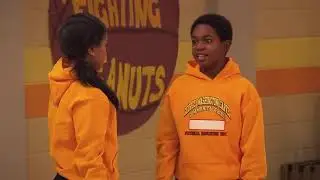 Raven&rsquo;s Home - The Tennis Game Incident! - Bubble Boo