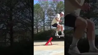 Skateboarding Portable Polejam