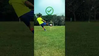 How to KICK A VOLLEY SHOT⚽️. #football #footballskills #shorts #tutorialvideo