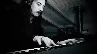La sua felicità 🎹 #newsong #pianosong #endoflove #pianoforte #piano #classic #me #fyp