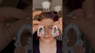 You can make polymer clay bridal bouquet 💐 earrings too!