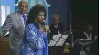 CELIA CRUZ cantando 