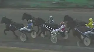 Moe Odin mot Järvsöfaks - Påsketravet 2002