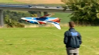 JET ITALIA TURBINES AVANTI S LEONARDO SCARDIGLI GIGANTIC RC JET FLIGHT SHOW / Jetpower Messe 2015