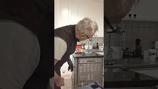 Byta glas p&aring; induktionsspis/Glass replacement induction stove Elektrolux/  