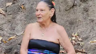 Increíble Como Yajaira  Disfruta La Vida En El Campo 🩱
