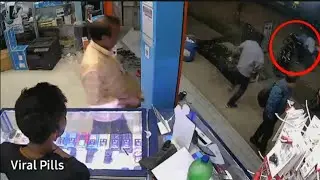 कैमरे में कैद मोबाइल की 5 चोरी जिसे देख आप दंग रह जाएंगे | Mobile Phone Theft from stores - Part 1