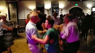 Een gezellige avond met Cor Kersten in de Bosparel in Bakel. 30-07-2023.