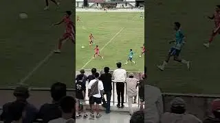 Aksi-aksi penjaga gawang PERSIBANGGA Purbalingga yang menahan gempuran serangan PSIP Pemalang.