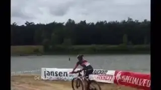 Denise Betsema wint Baggelhuizerplas MTB wedstrijd