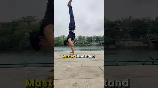Secret technique🤫 to hold Handstand easily (Day-13) of Calisthenics series.. #shorts