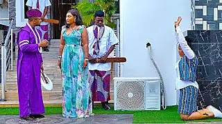 CE FUT LE COUP DE FOUDRE LORSQUE LE RICHE PRINCE VIT LA PAUVRE MAID MALTRAIT&Eacute;E PAR LA PRINCESSE 1
