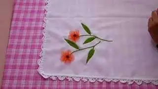 Flores bordadas con listón: Amapolas