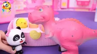 Dinosaur Looks after Baby Chick | Baby Panda's Magic Wand | Kids Toy Story | ToyBus