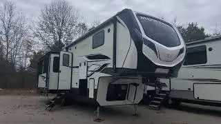 2022 Montana High Country 295RL Groover