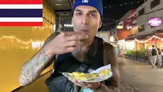 Banana Crepe in Thailand: A MUST TRY!
