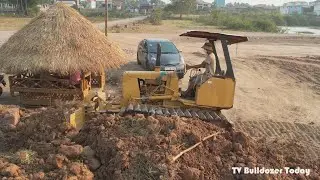Activities Experience Skills Operator Bulldozer Working Pushing Rock With Dump Truck 5tons