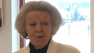 Vlog by Justine: Een stoere prinses Beatrix en prinses Annette mist haar leesbril